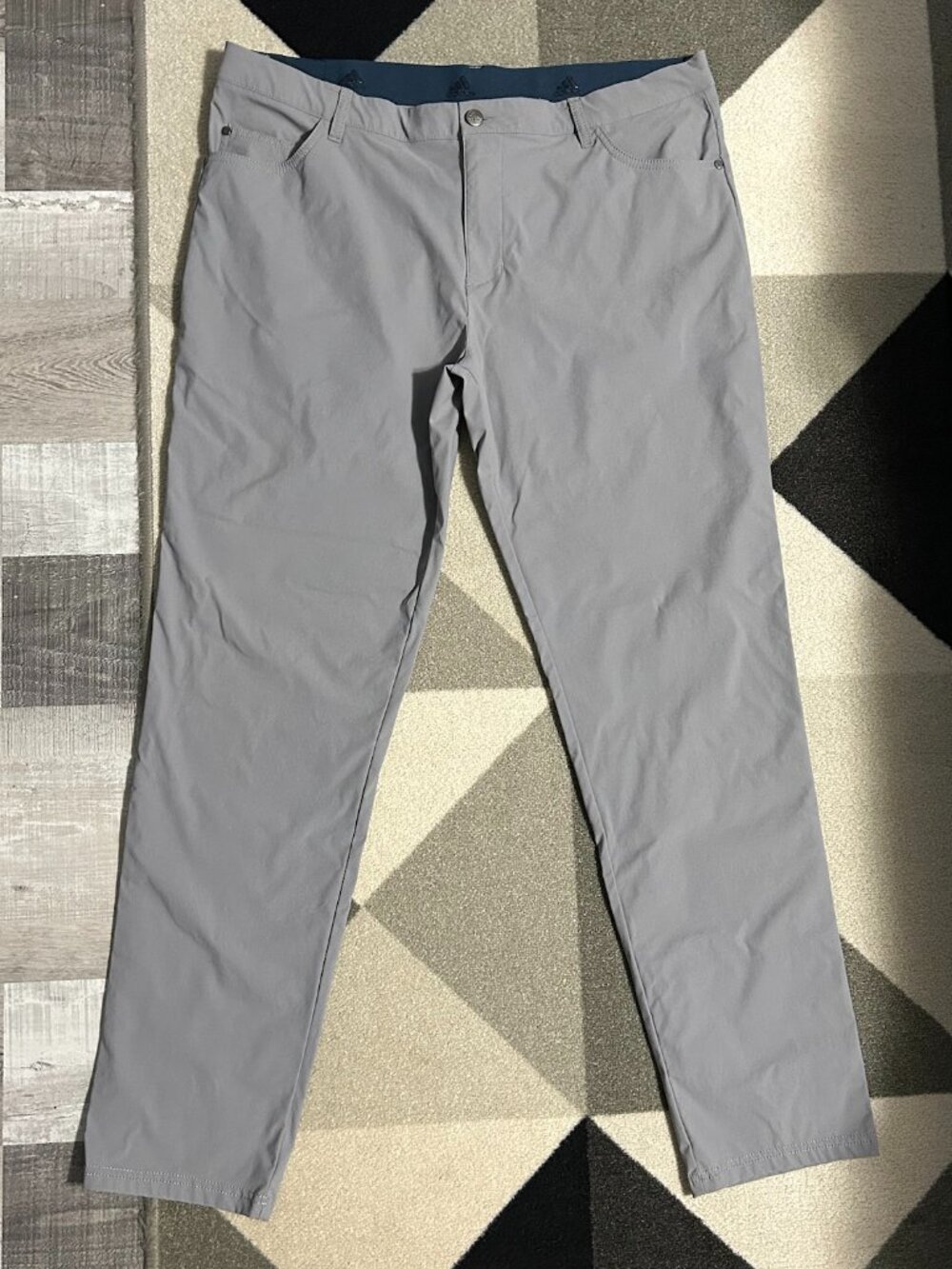 Adidas Gray Golf Go-To 5 Pocket Pants Tapered Fit Stretch Men's Size 38 X 34*